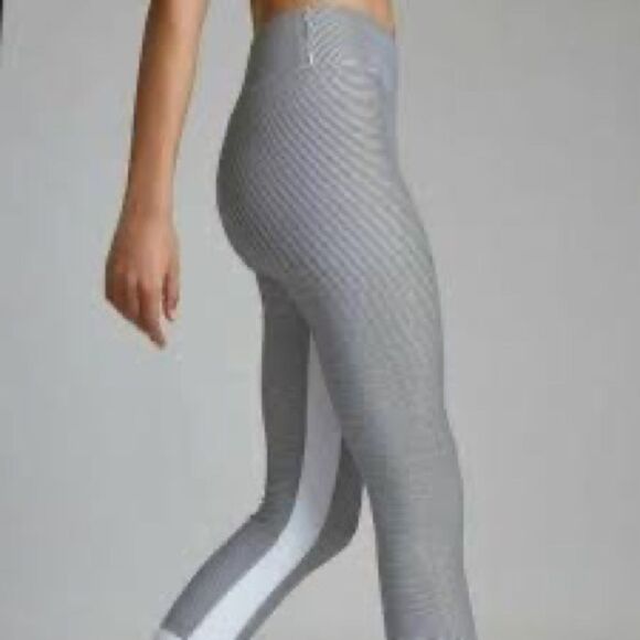All Fenix White and Grey Striped Limitless High Rise Leggings Size Medium - Picture 1 of 8